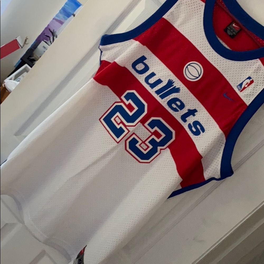 EUC JORDAN JERSEY!!